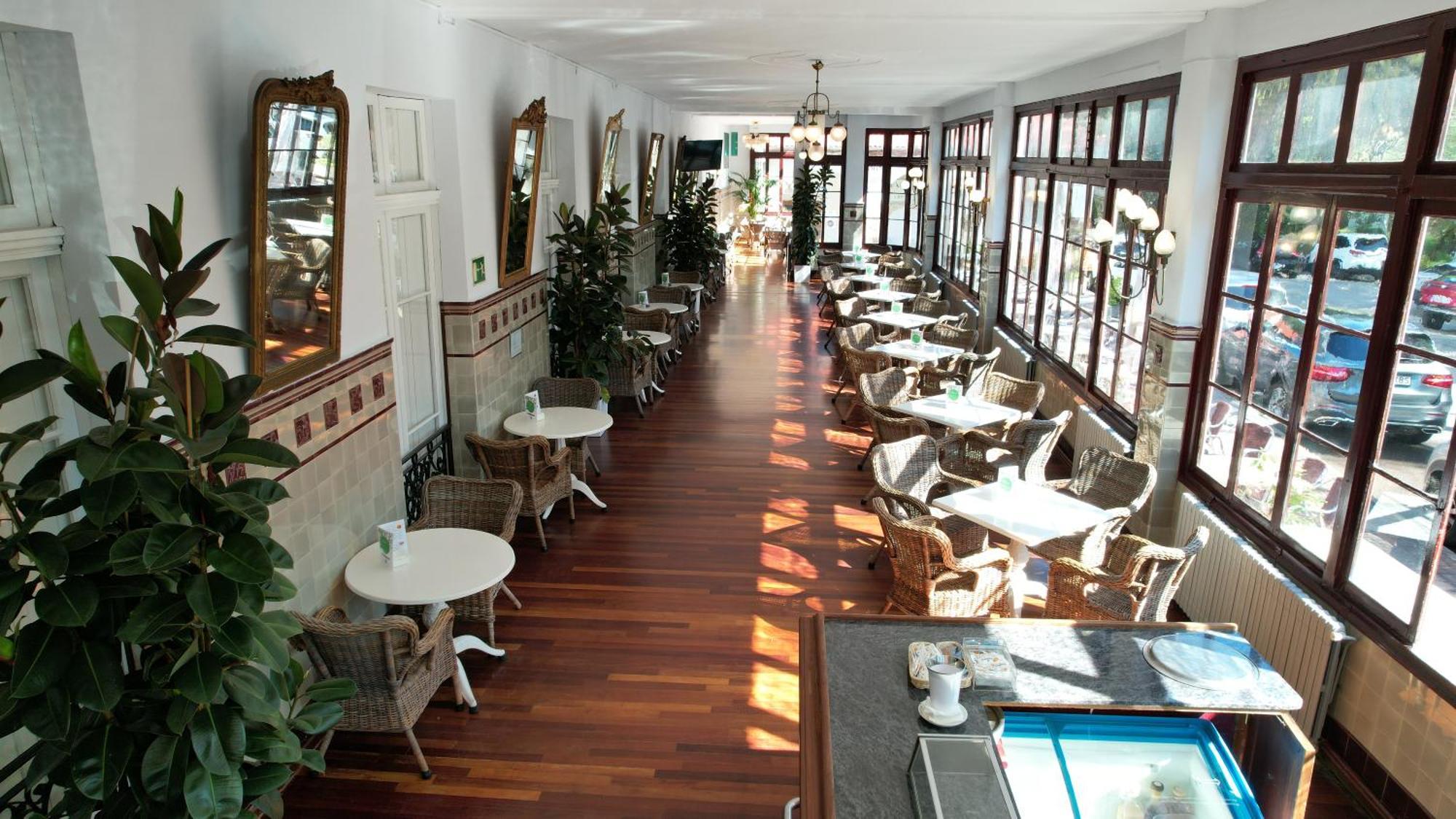 Gran Hotel Balneario De Lierganes Exterior photo